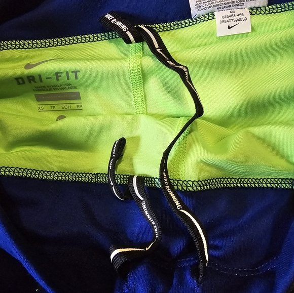 Women's Nike Dry Fit 2 in 1 Shorts - Picture 4 of 4
